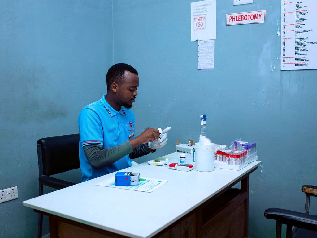 Phlebotomy room for sample collection